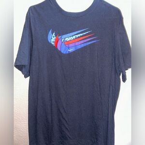 Nike T-Shirt - Men’s Large Shirt